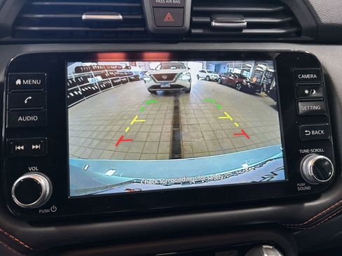 New 2025 Nissan Versa SR w/ Trunk Package image 15