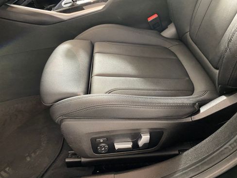 Used 2021 BMW 330i xDrive Sedan w/ Convenience Package image 13