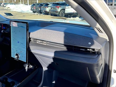 Used 2021 Ford Mustang Mach-E Premium image 13