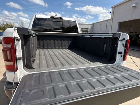 Used 2023 RAM 1500 Limited image 11