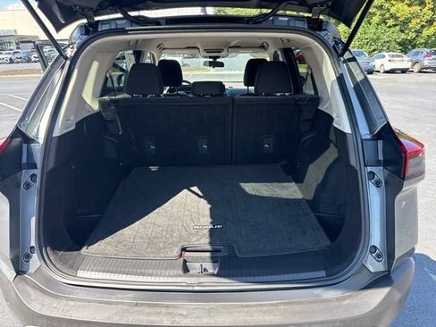 Used 2023 Nissan Rogue SV AWD/4WD image 15