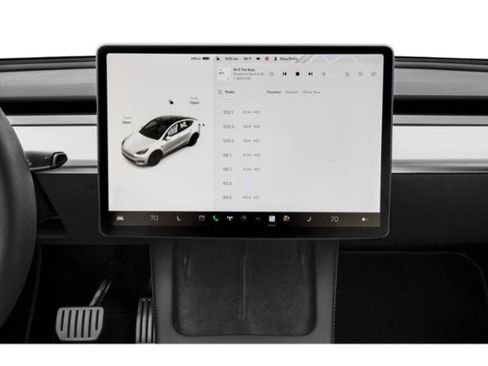 Used 2022 Tesla Model Y Long Range AWD/4WD image 10
