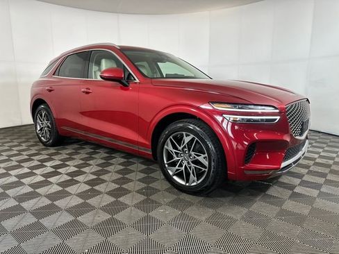 Used 2022 Genesis GV70 2.5T w/ Advanced Package image 2