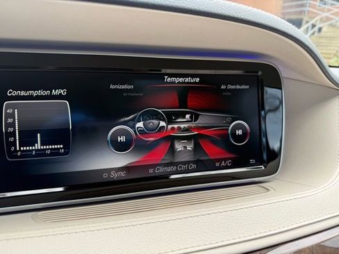 Used 2015 Mercedes-Benz S 550 Sedan image 25