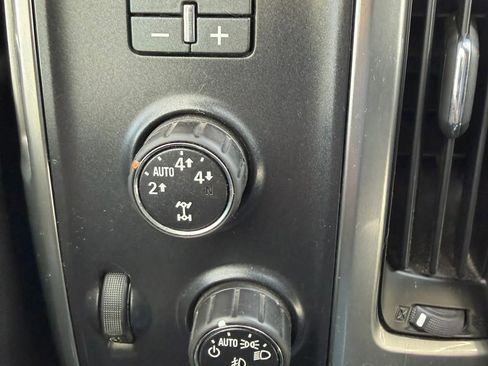 Used 2015 Chevrolet Silverado 1500 LTZ Z71 image 8