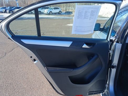 Used 2011 Volkswagen Jetta TDI image 23