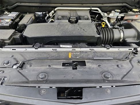 Certified 2024 Chevrolet Colorado Z71 w/ Z71 Convenience Package 2 image 29