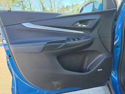 Used 2022 Chevrolet Bolt EUV Premier w/ Sun & Sound Package image 13