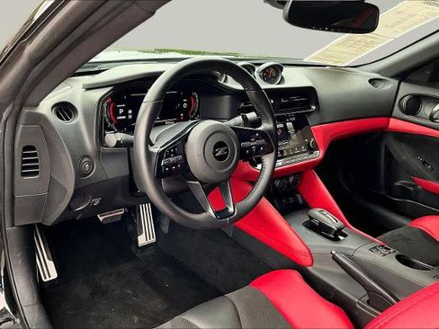 Used 2024 Nissan Z Performance w/ Floor Mat Package RWD image 17