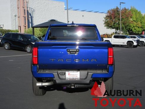 New 2025 Toyota Tacoma TRD Off-Road image 3