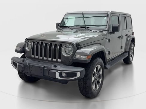 Used 2022 Jeep Wrangler Unlimited Sahara w/ Cold Weather Group AWD/4WD image 4