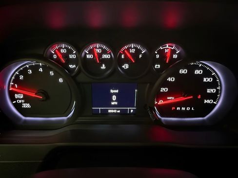 Used 2023 Chevrolet Silverado 1500 Custom image 19