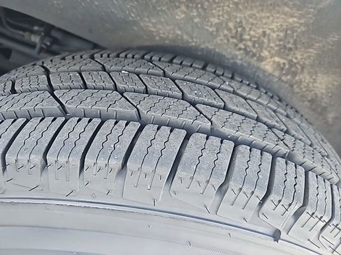 Used 2019 Chevrolet Express 2500 Work Van w/ Driver Convenience Package image 11