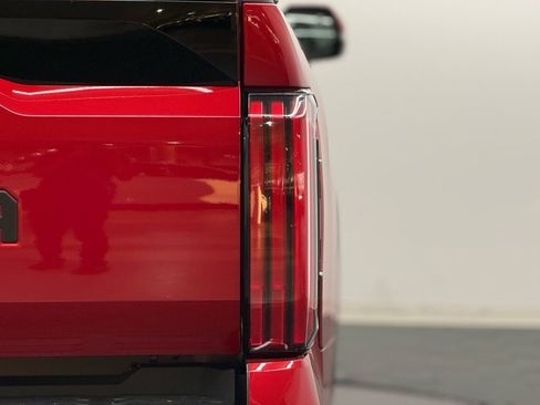 New 2026 Toyota Tundra Platinum AWD/4WD image 8
