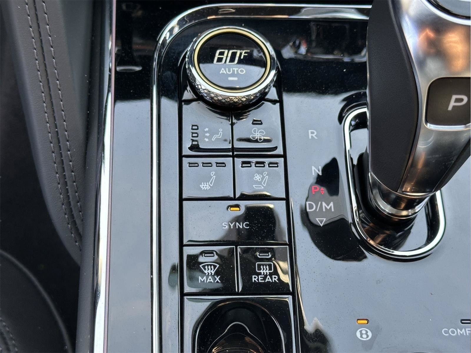 New 2026 Bentley Flying Spur V8 AWD/4WD image 52
