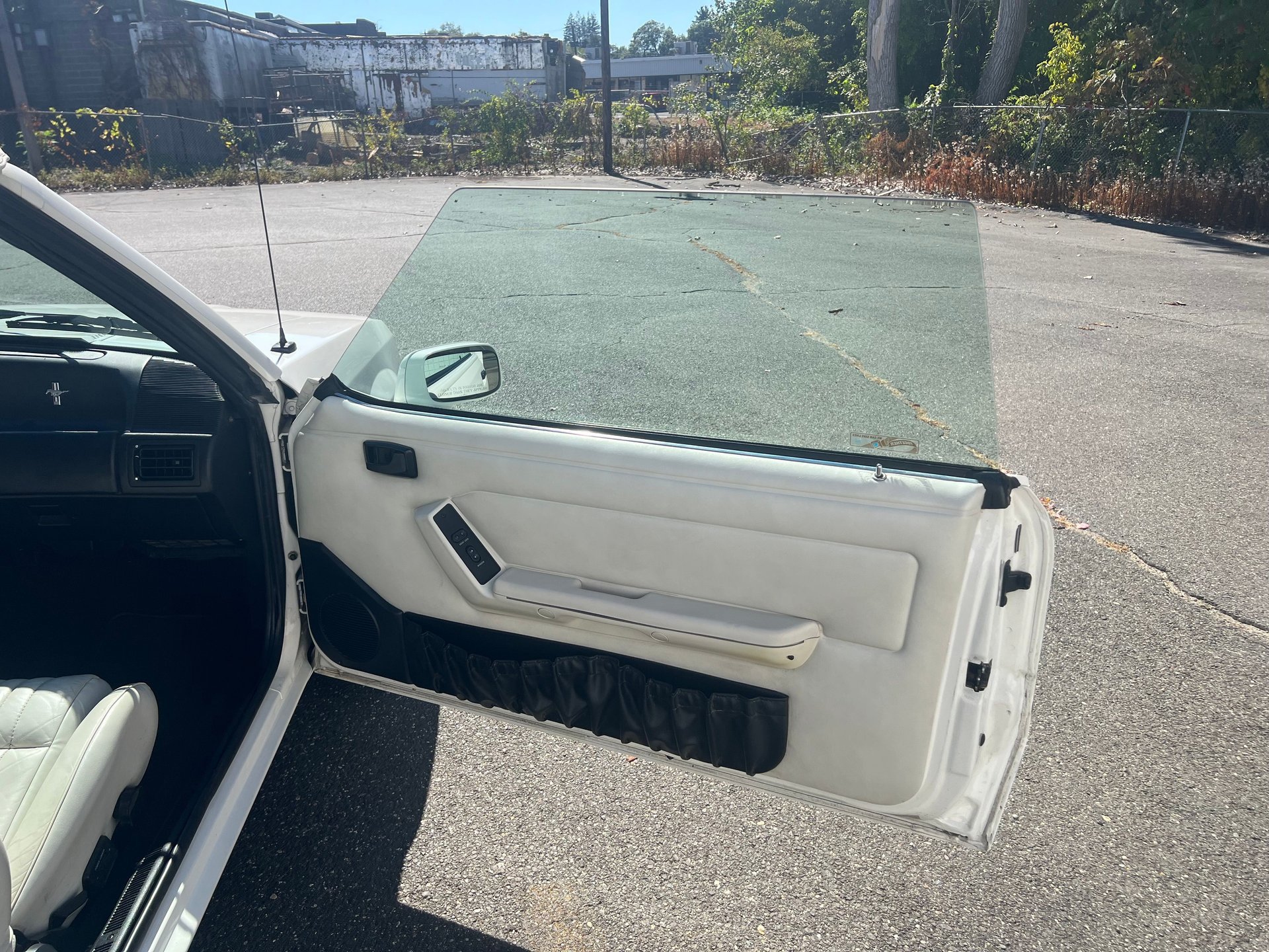 Used 1993 Ford Mustang LX RWD image 16