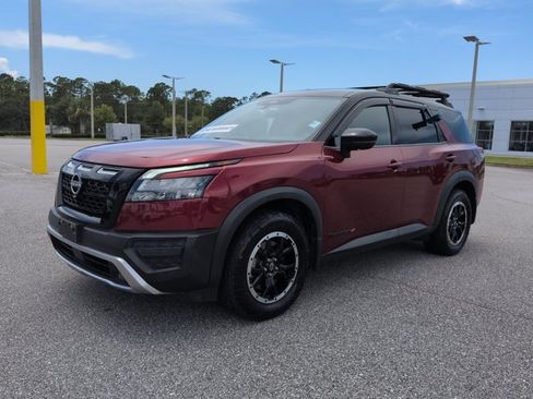 Used 2023 Nissan Pathfinder Rock Creek AWD/4WD image 9