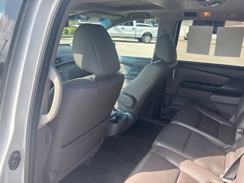 Used 2013 Honda Odyssey Touring image 22