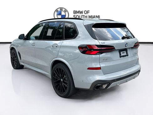 Certified 2024 BMW X5 xDrive40i w/ M Sport Package image 5