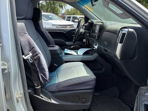 Used 2018 Chevrolet Silverado 1500 LT w/ All Star Edition AWD/4WD image 4