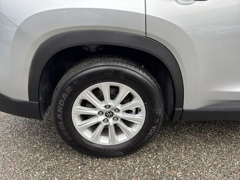 Used 2025 Toyota Grand Highlander XLE image 19