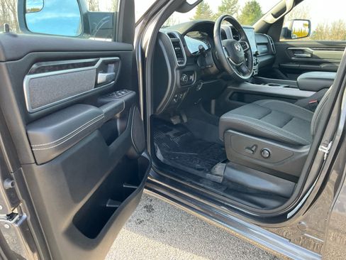 Used 2022 RAM 1500 Big Horn image 9