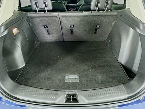 Used 2023 Buick Encore GX Preferred w/ Cold Weather Comfort Package AWD/4WD image 31