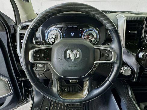 Used 2022 RAM 1500 Limited image 9