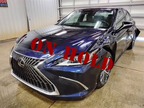 Used 2025 Lexus ES 300h w/ Premium Package FWD image 1