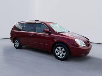 Used 2009 Kia Sedona LX FWD video 1
