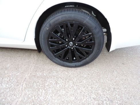 New 2025 Nissan Altima 2.5 SV w/ SV Special Edition Package image 10