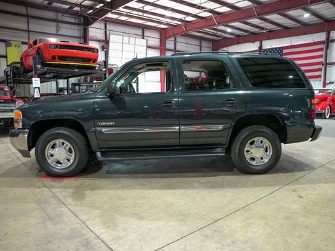 Used 2003 GMC Yukon SLT w/ 1SD Preferred Equipment Group AWD/4WD image 4