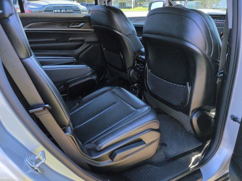 Certified 2023 Jeep Grand Cherokee L Limited image 21