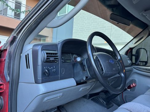 Used 2006 Ford F350 Lariat image 24