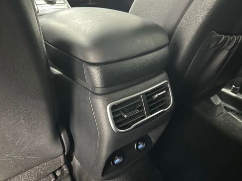 Used 2022 Hyundai Santa Fe SEL w/ Convenience Package AWD/4WD image 45