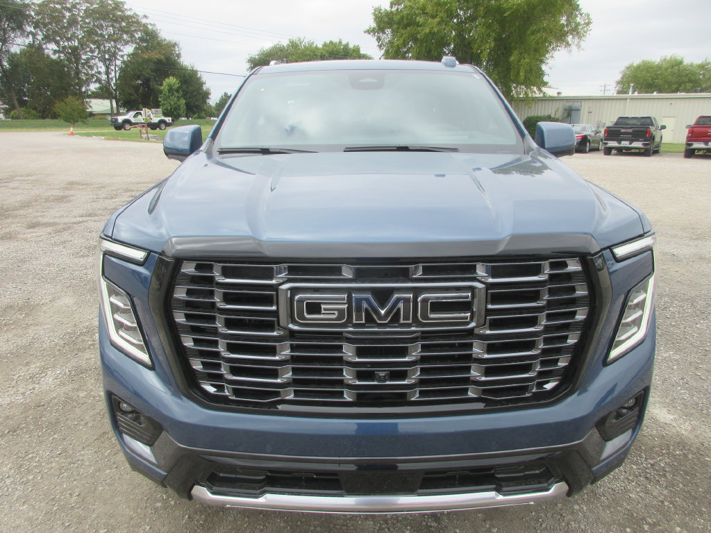 New 2026 GMC Yukon Denali Ultimate AWD/4WD image 10