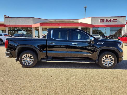 Used 2024 GMC Sierra 1500 Denali w/ Technology Package image 5
