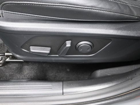 Used 2025 Hyundai Santa Cruz SEL image 12