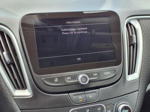 Used 2024 Chevrolet Malibu LT FWD image 20