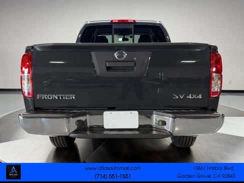 Used 2013 Nissan Frontier SV AWD/4WD image 5
