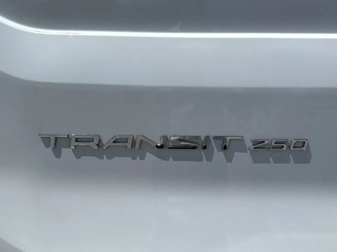 Used 2022 Ford Transit 250 Low Roof image 5