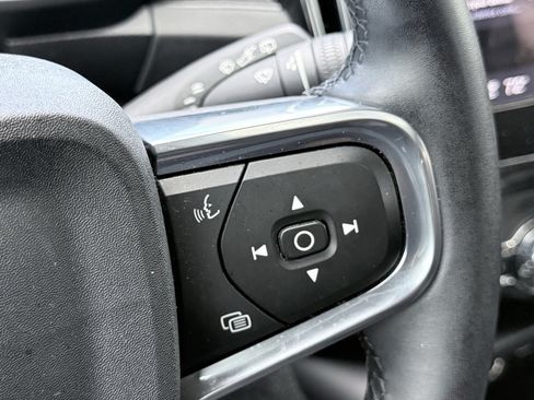 Used 2023 Volvo XC40 Recharge Ultimate AWD/4WD image 60