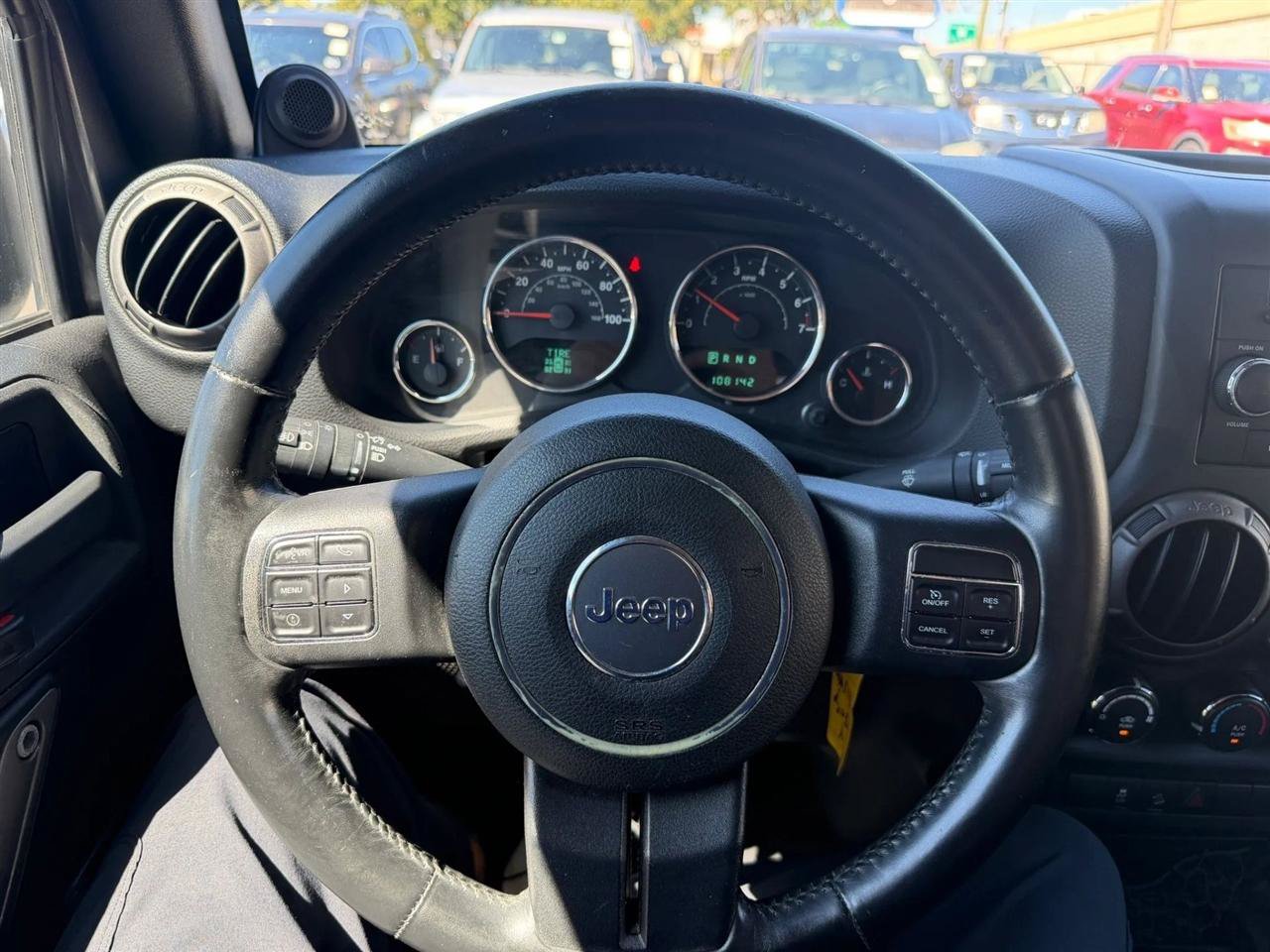 Used 2014 Jeep Wrangler Sport w/ Connectivity Group AWD/4WD image 36