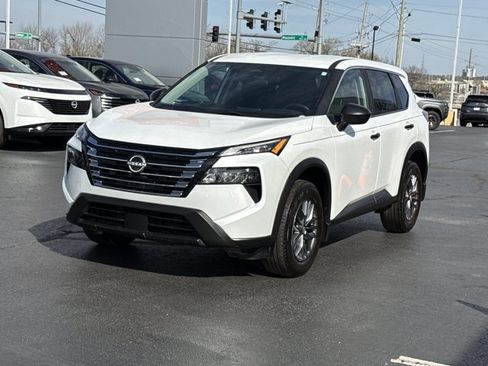 Certified 2024 Nissan Rogue S image 12