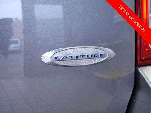 Used 2013 Jeep Compass Latitude AWD/4WD image 9