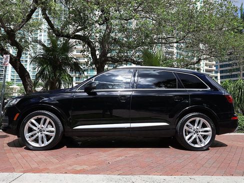 Used 2018 Audi Q7 3.0T Prestige w/ Prestige Package image 23