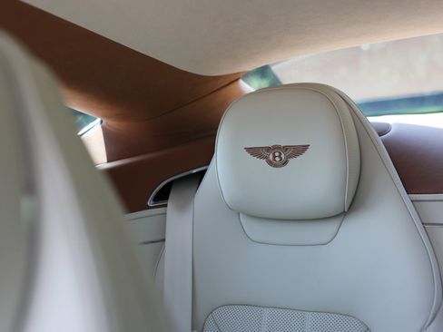 Used 2024 Bentley Continental GT image 51
