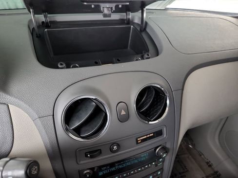 Used 2011 Chevrolet HHR LT image 31