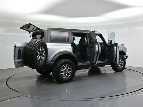 Certified 2024 Ford Bronco Badlands image 6