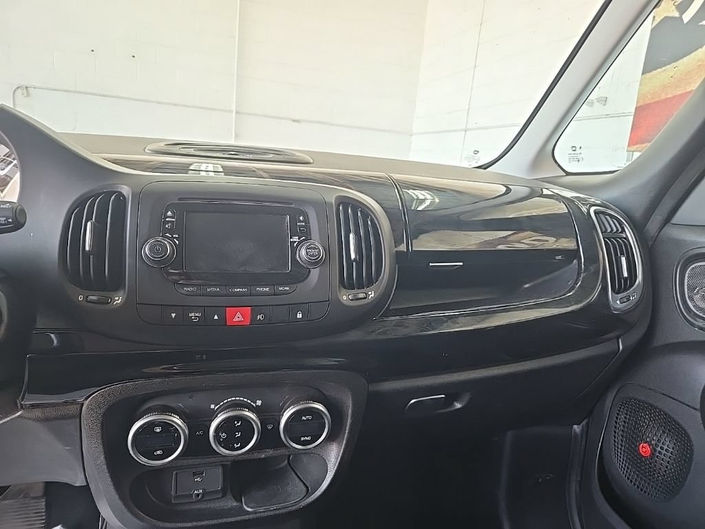 Used 2015 FIAT 500L Trekking FWD image 20